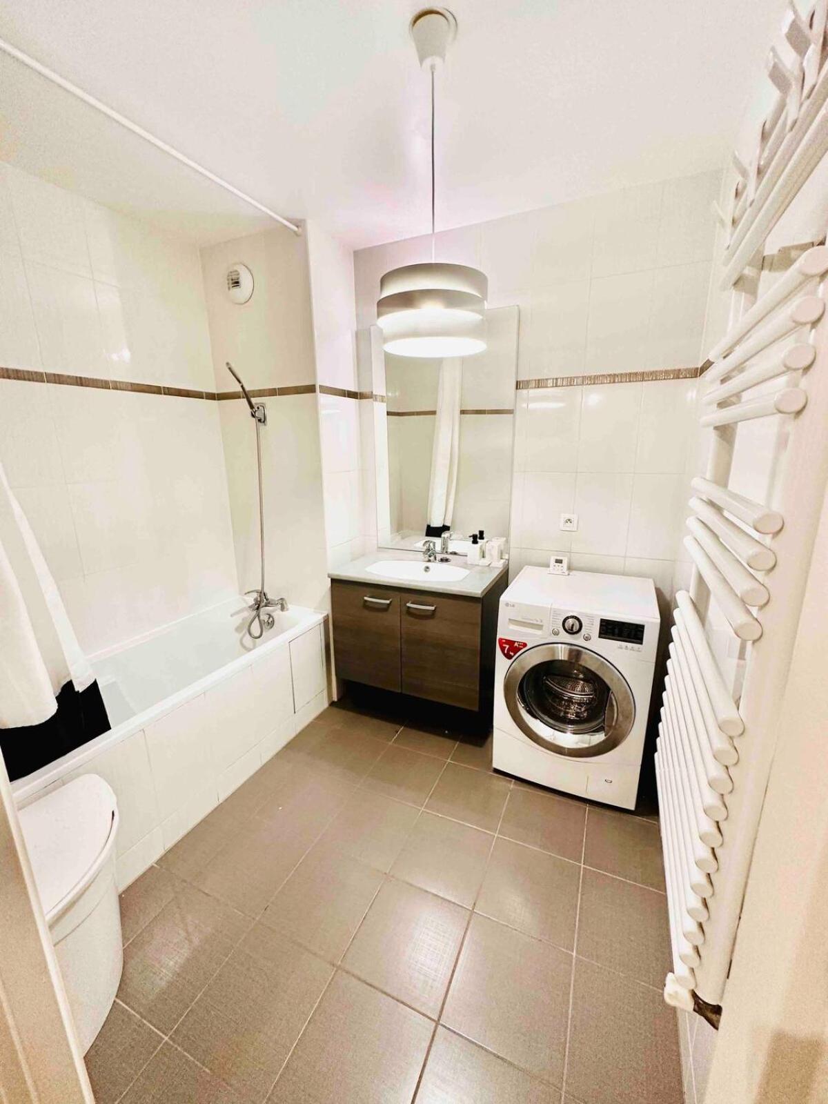 Btobed - Location Professionnelle - Appartement 4 Personnes Parking Gratuit - Proche Parc Des Expositions Et Aeroport Cdg Villepinte  Exteriér fotografie