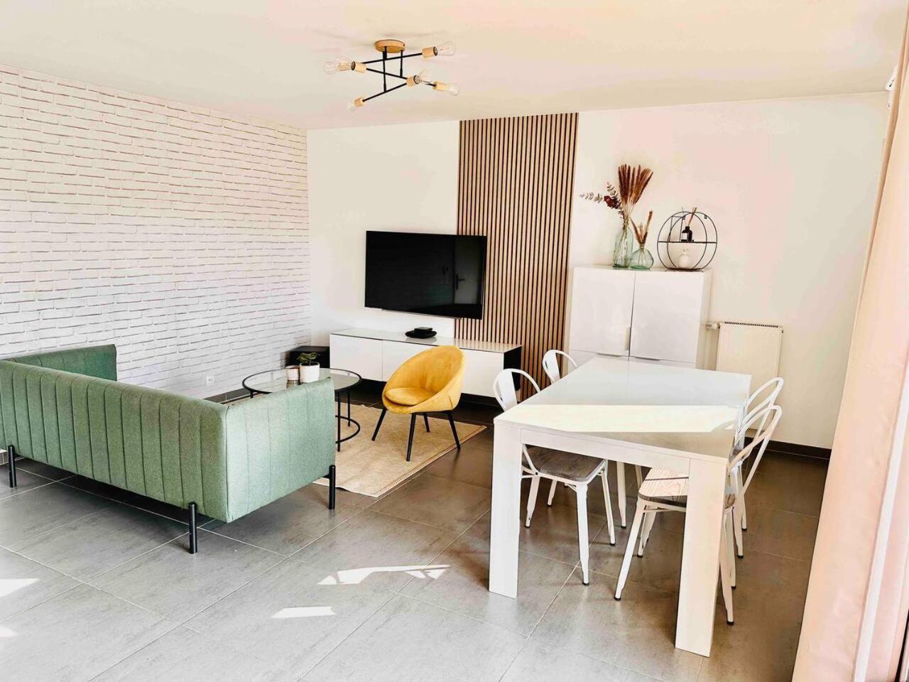 Btobed - Location Professionnelle - Appartement 4 Personnes Parking Gratuit - Proche Parc Des Expositions Et Aeroport Cdg Villepinte  Exteriér fotografie